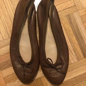 Chanel Ballet flats in dark tan color